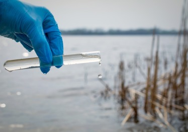 gamtinio-vandens-chemine-sudetis_57_01695055202-a98751c87f73336bf859707b14c2ac3a.jpg